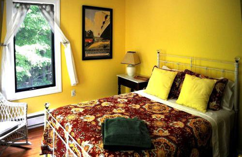 Impressive Cabin with a Pool and Hot Tub Ideal for Weekend Getaways in the Catskills - Foto 12