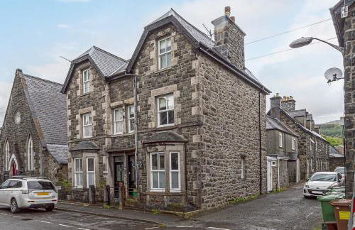 Character Townhouse in Town Centre & Superb Views - Foto 29