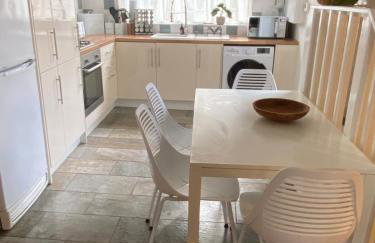 Comfy and Connected Standish Home - Two Mins from M6 Jct-27 - Foto 24