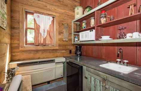 Ada's Peach Street Hideaway - Foto 23