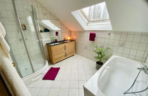 gemütliche Ferienwohnungen direkt am Goitzschesee, Platz für die ganze Familie, Haustiere sind Willkommen - Foto 18