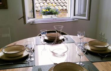 La Provence vous Attend - 2ème étage - Foto 2