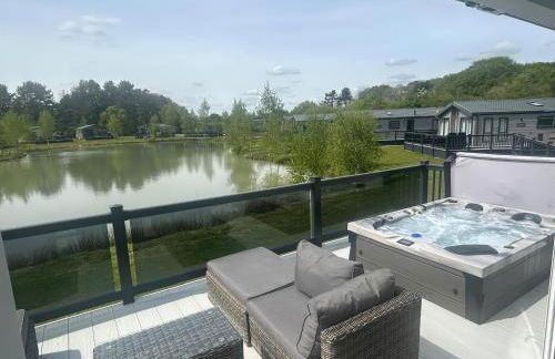 Hotchkin Lodge - Foto 1