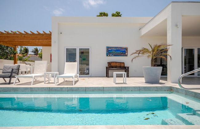 Modern Trestrapi Beach Villa 8 bed 8 Bath 2 Pools - Foto 5