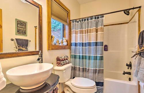 Mountain Cabin with Fire Pit, Walk to Golf and Fishing - Foto 22