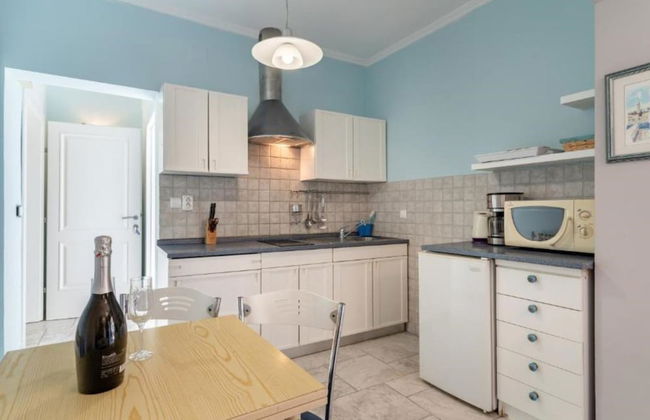 Beachside Serenity Apartments in Barbot - Photo 5