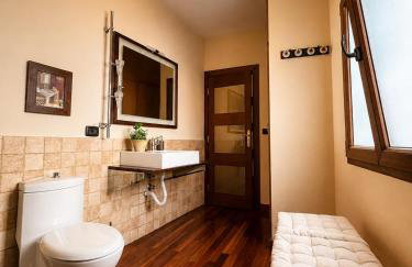 Casa Con Piscina en el Centro - Photo 22