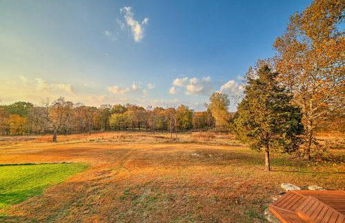 Walk to Table Rock Lake Spacious Home with Deck! - Foto 23