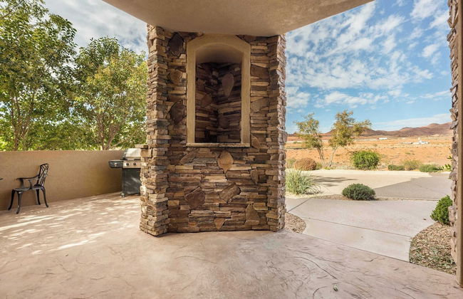 Coral Springs Getaway - Outdoor and Indoor Heated Pool - Close to Zion National Park - Photo 30