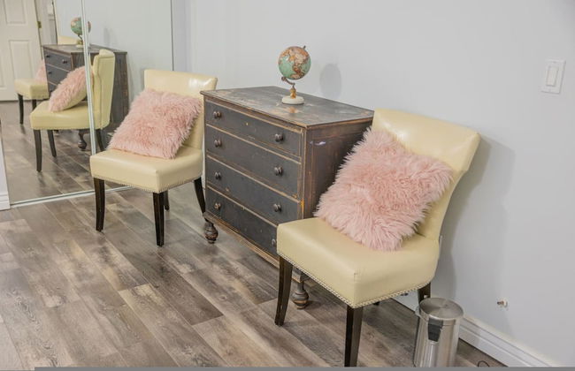 Farmington Gem 6BR Private Fenced Yard Sleeps 15 - Foto 21