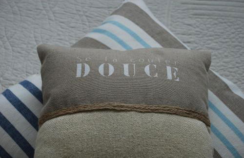 Roulotte Gîtes O bien-être massage Spa Séjour bien-être en hébergement insolite roulotte Karantez ou en gîtes Melon ou Yock à 800 m des plages - Foto 31