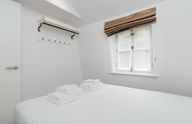 A Stunning Three Bedroom Home in Mayfair - Foto 2