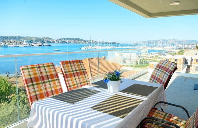 Luxury 90 m2 Apt.w.balcony & Spectacular sea View - Foto 1