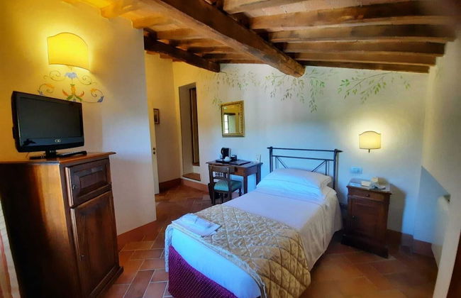 Villa Curina Resort - Photo 5