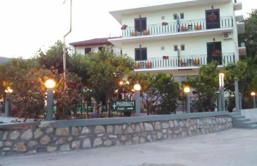 Des Roses Hotel - Foto 11