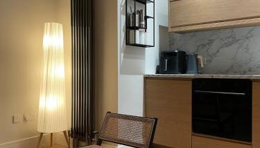 Cosy Coastal getaway 2 bed flat in Largs - Foto 4