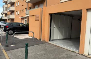 Au Coeur du Port de Hyères - Appartement au luxe discret - Garage Individuel privé - Foto 29