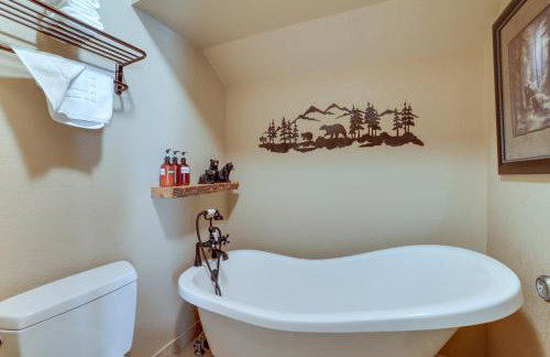 Mammoth Lakes Condo - Steps to Ski Lift! - Photo 20