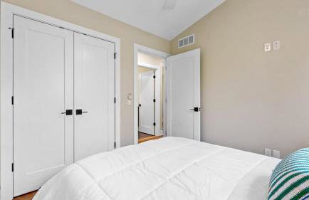 Luxe by the Lake - Pool Access - Photo 51