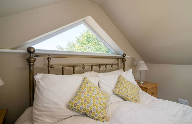 Super Spacious Barn Conversion With Free Wifi, Netflix Fireplace - Photo 10