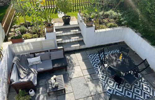 The End House at The Old Farmhouse - Photo 15