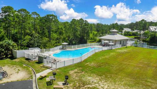 Seagrove Highlands By Panhandle Getaways - Foto 4, sunbed, young children