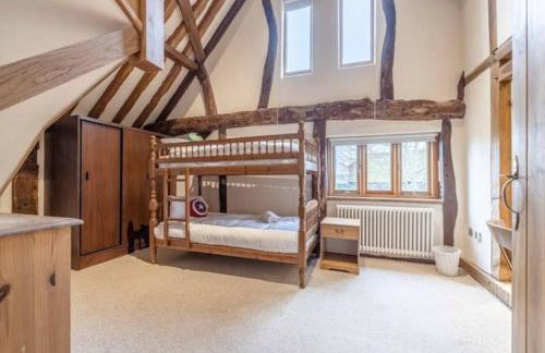 Dorney,Windsor Family Getaway with Hot Tub - Photo 14