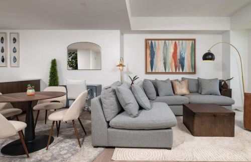 Upscale 1BR MIT Harvard WiFi Gym W D Parking - Foto 8