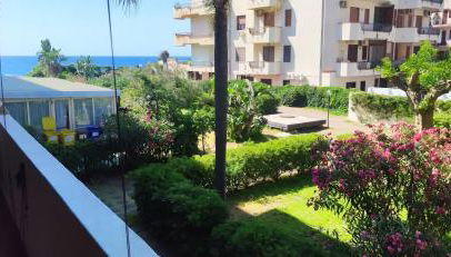 PATI'S HOUSE - Foto 1, Garden, Garden view