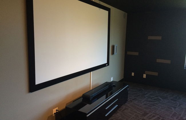 Residence & Conference Centre - Oakville - Photo 10