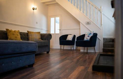 Cottage, Hot Tub, Open fire, Games Room, large Garden Sleeps 2-8 - Foto 53