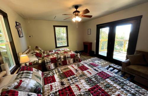 Twin Oaks Cabin at Linville, Private, New remodel - Foto 13