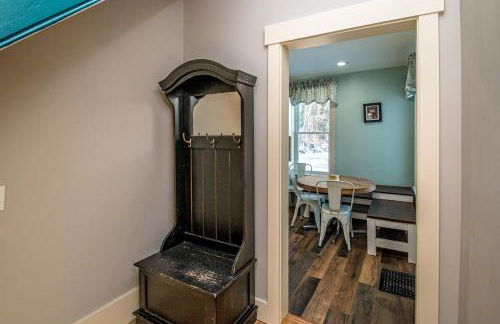 Whispering Waters Farmhouse and Wedding Barn - Foto 67