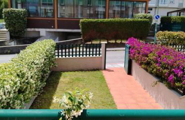 CASA CHALET ATALAYA a pie de playa en Laxe - Foto 4