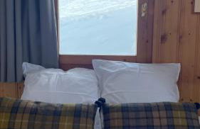 Meribel Centre La Chaudanne, real ski in and out right on slopes, 3 bedrooms 2 bathrooms, newly renovated, Chalet l'Épervière - Foto 14