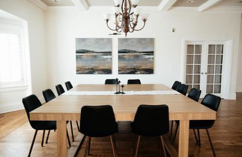 Large & Spacious Home, Sleeps 23+ near SLC - Foto 38