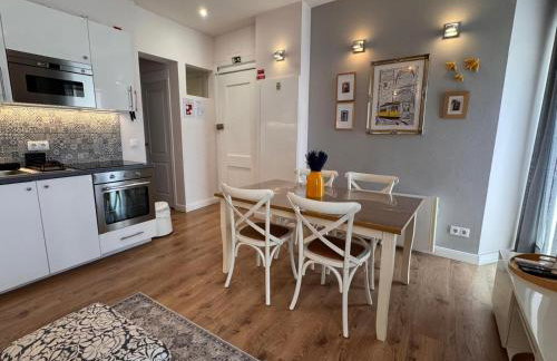 Charming Historic Lisbon Bairro Alto Apartment - Foto 34