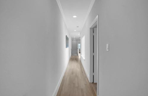 Modern 3BR in Bishop Arts - Walk to Shops & Dining Duplex - Foto 34