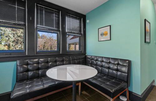 Lowry Parlour - Foto 24