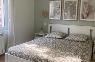 T3 rénové, jardin parking & garage privé, proche centre - Photo 4