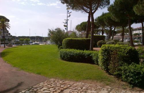 A&A Brothers Boutique -The Suites Apartments- - Foto 42