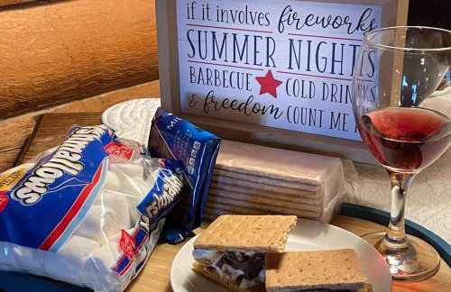 Elkhorn 3 Bedroom 2 Bathroom Log Cabin Sleeps 8 - Lincoln Log Cabin - Foto 35