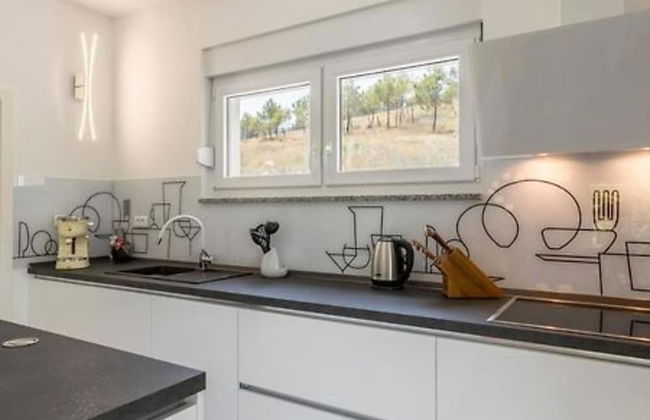 Modern & Stylish Villa With Private Pool - Foto 9