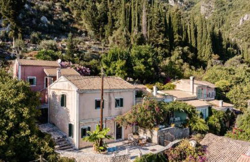 Aga's Seaview Cottages - Photo 2