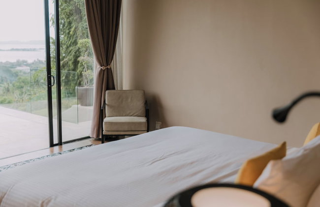 White Monkey Villa - Private Pool & Jacuzzi - Photo 4