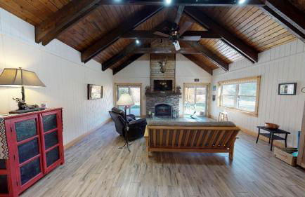 Tranquil Little Cabin On The River With High Speed Wifi - Foto 3