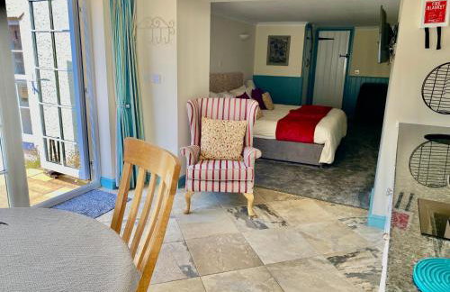 Lynwood House Self Contained Studio - Photo 23