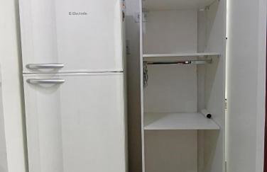 Studio Mobiliado-Quintal - Ar Cond - Ótima Localização - Foto 8