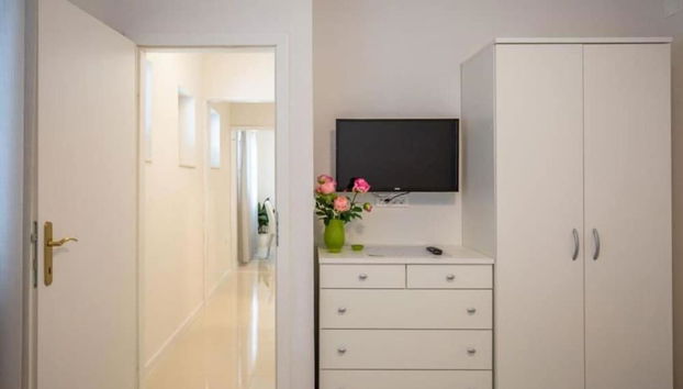 Tattoo - Modern & Free Parking - A6 - Foto 2, Habitación