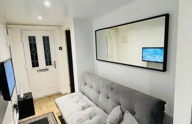 Exclusive Private One Bedroom Suite - Photo 15